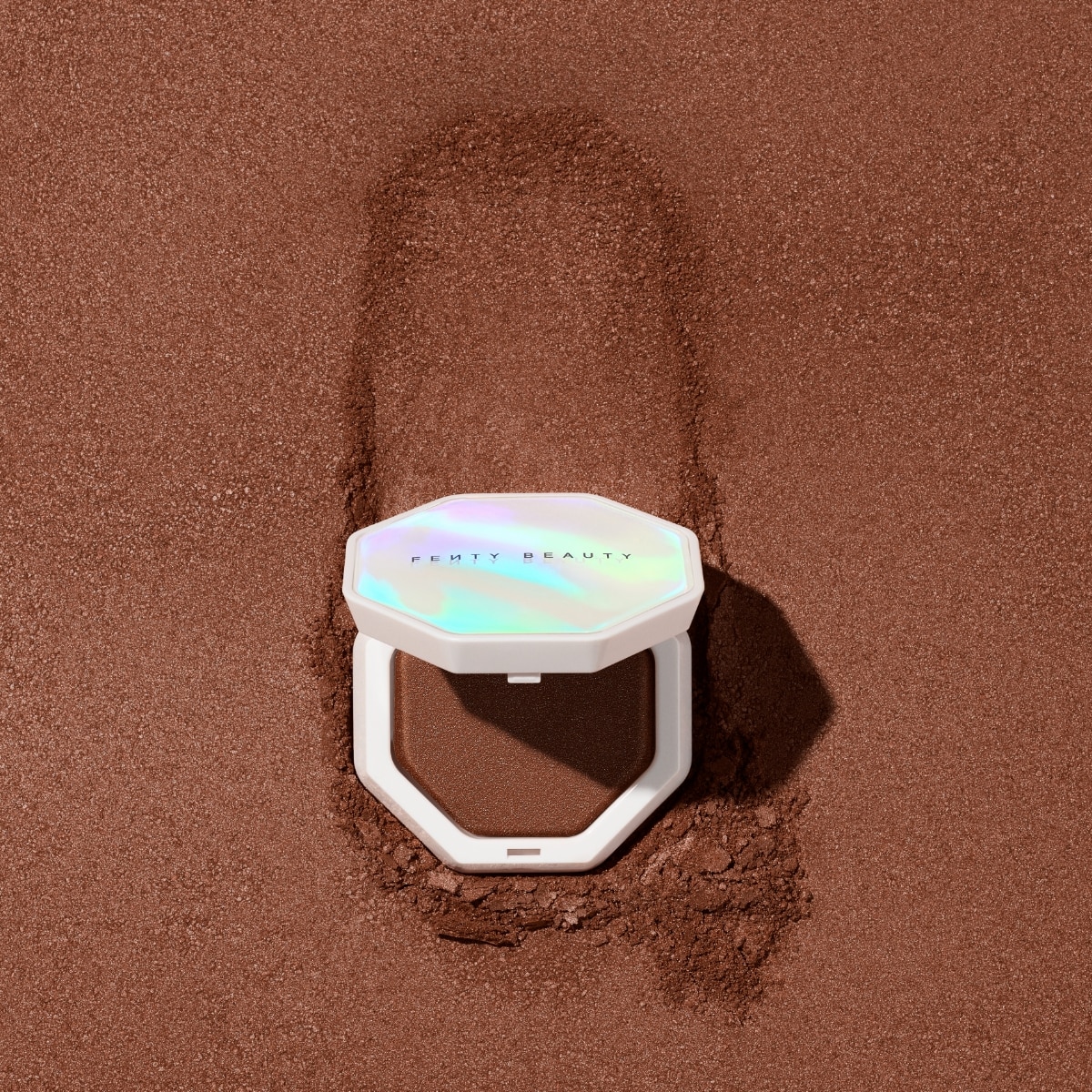DEMI'GLOW HIGHLIGHTER (ILUMINADOR DE TEXTURA SEDOSA)